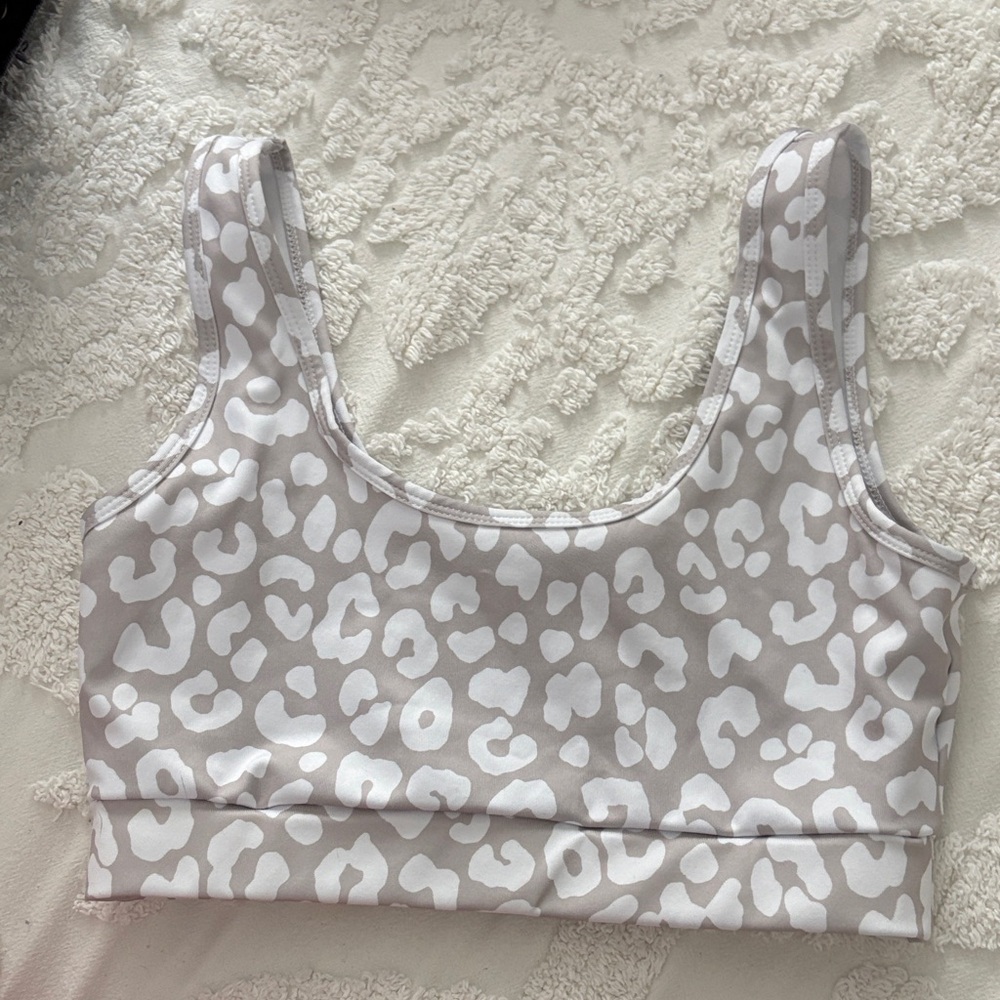 SHEIN Gray and White Leopard Print Bra